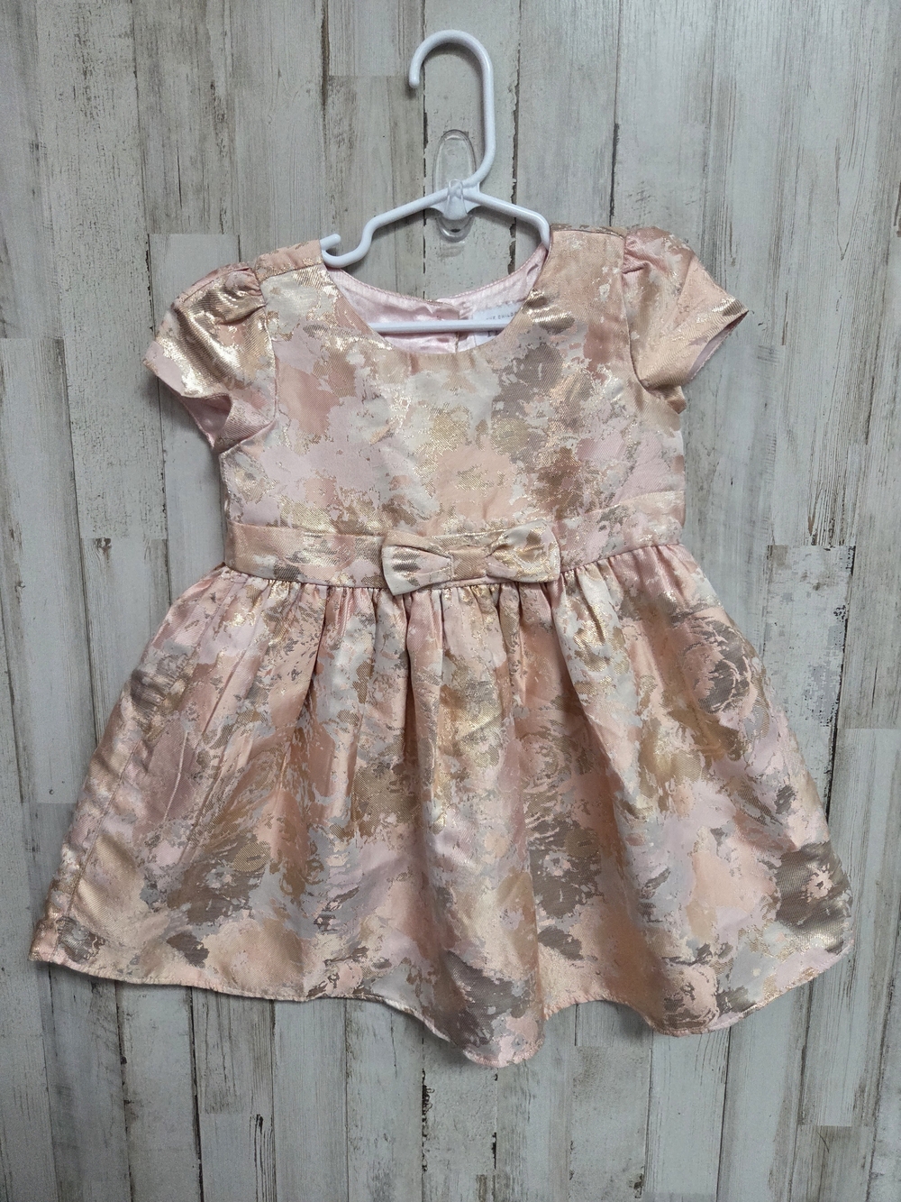 💝 Rose Gold Metallic Floral Dress